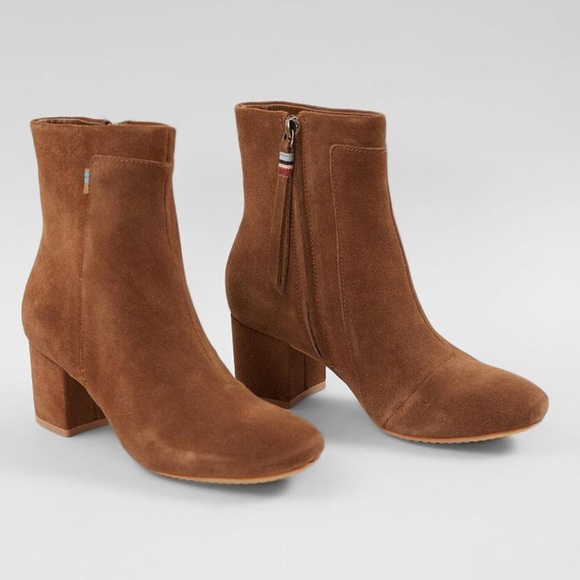 toms dark amber suede